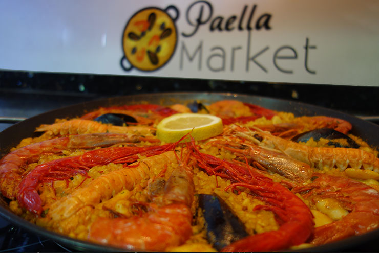 Spanish seafood paella recipe